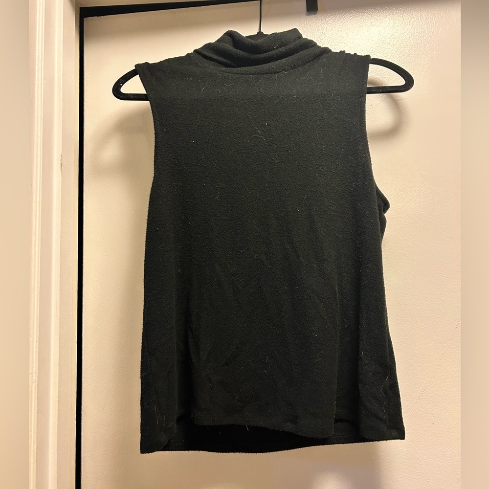 Express Black Sleeveless Turtleneck